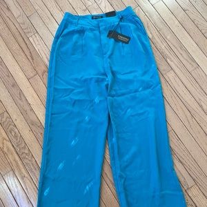 VERSONA - Brand NEW!! Mid-Rise Enamel Blue Wide Leg Dress Pants, Size 8L